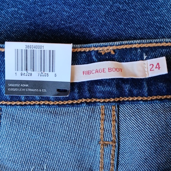 Levi's, 24x33 , True Blue. - Picture 5 of 6